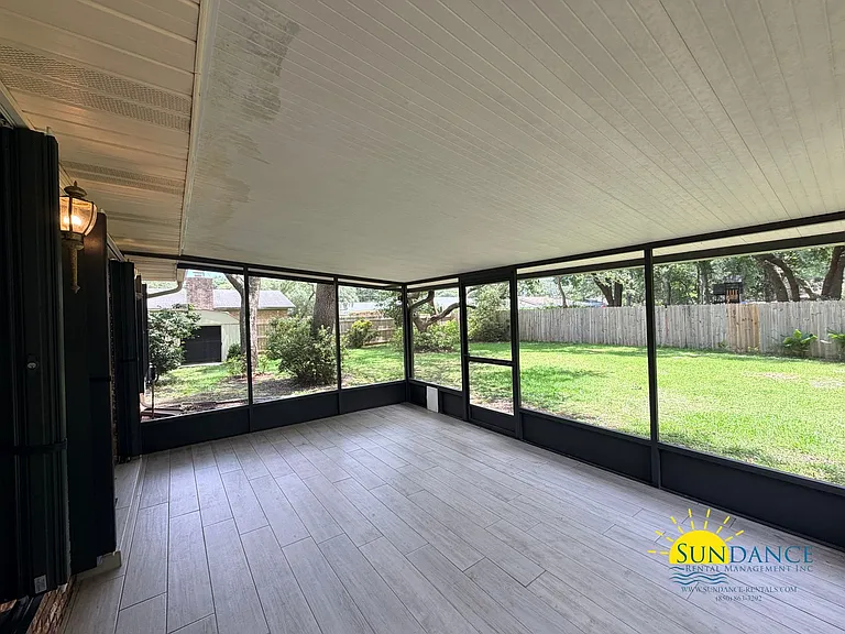 713 Trowbridge Ave — Photo 5