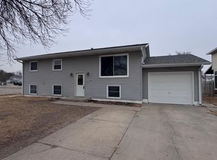 1510 N Adams St, Lexington, NE 68850