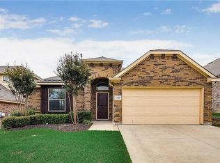 3320 Lone Brave Dr, Fort Worth, TX 76244