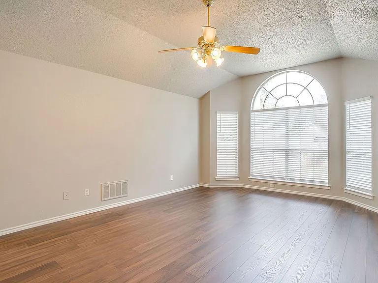 7617 Blossom Dr — Photo 20
