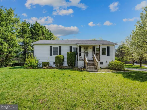 74 Jason Way, Bunker Hill, WV 25413