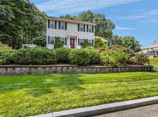 5 Lauretta Ln, Lincoln, RI 02865