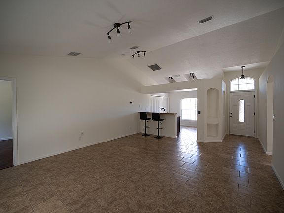 5th image of 1658 SW Tivan Lane