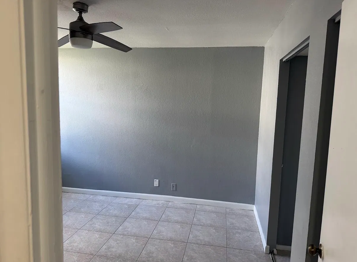 2 bed, 960 sqft, $2,000 — Photo 3
