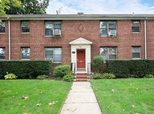 189-19 39th Ave #118, Flushing, NY 11358