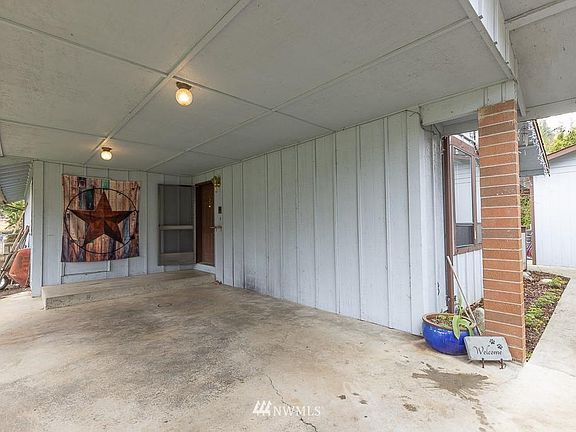 3rd image of 13519 261st Dr SE