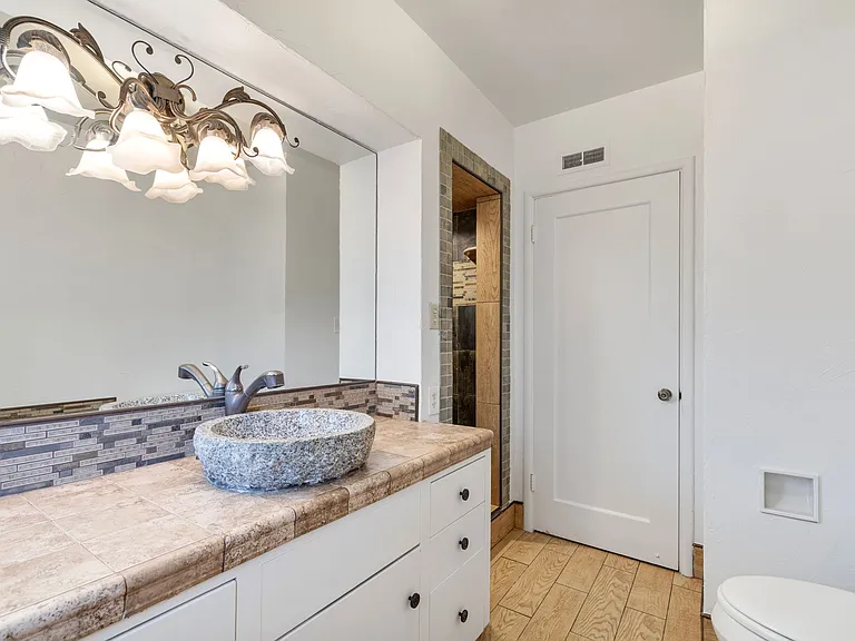 1427 N Arthur Ave — Photo 13