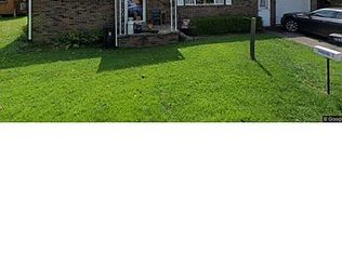 1600 Green Gables Rd, Fairmont, WV 26554