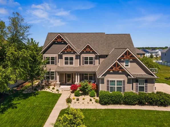 3686 Bellamere Ln, Elgin, IL 60124