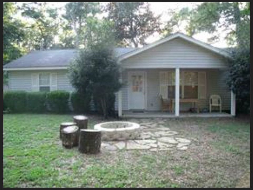 1st image of 121 Dakota Dr