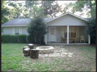 121 Dakota Dr, Crawfordville, FL 32327