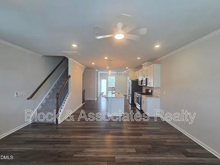 451 Carolina Springs Blvd — Photo 13