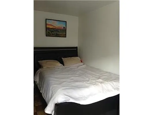 Rented by Douglas Elliman | media 24