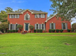 104 Woodlands Park Dr, Brandon, MS 39047