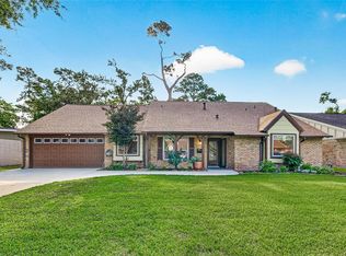 1822 Peer Dr, Houston, TX 77043