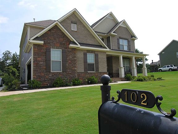 2nd image of 102 Waltzing Vine Ln