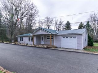 203 Madison Ave, Hopwood, PA 15445