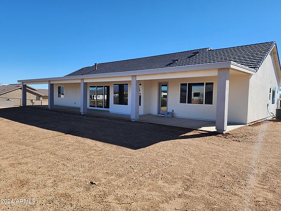 3rd image of 15424 E Milton Drive