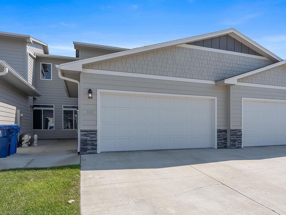 1st image of 2413 E Copalis Pl