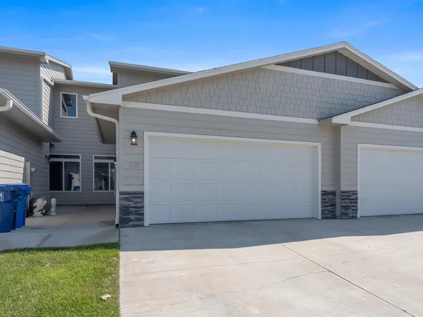 2413 E Copalis Pl, Sioux Falls, SD 57108
