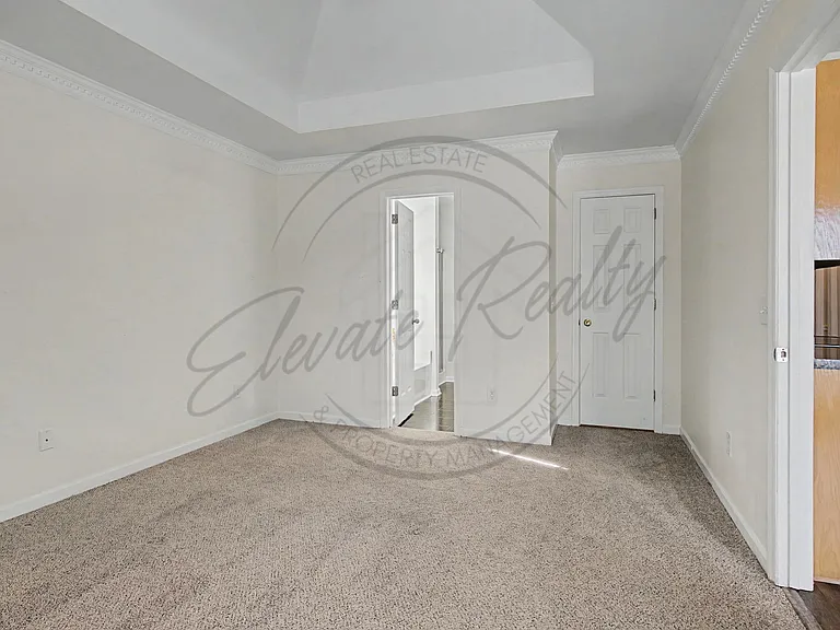 105 Edgeview Dr — Photo 10