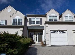 102 Donna Dr, Plymouth Meeting, PA 19462