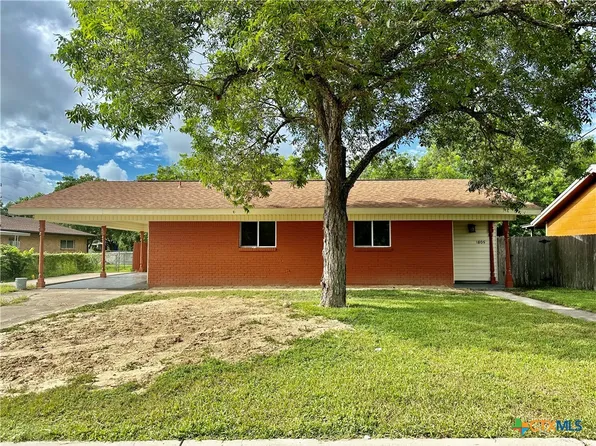 1805 Glendale St, Victoria, TX 77901