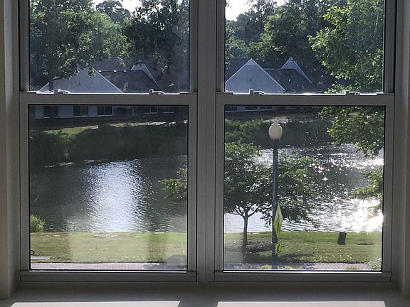 3rd image of 670 Town Center Dr Unit 122