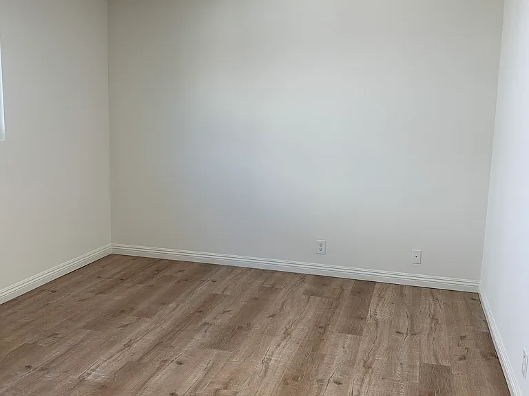 2300 Delaware St #7 — Photo 13