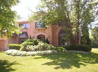 11617 Briarwood Ln, Burr Ridge, IL 60527