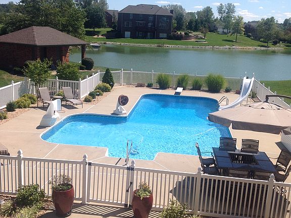 4th image of 1204 Cinnamon Dr