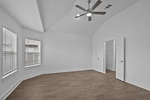 17322 Silver Birch Ct — Photo 13
