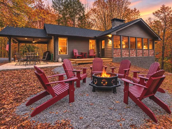 36 Dapple Ln, Ellijay, GA 30540