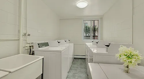 Floor plan 604