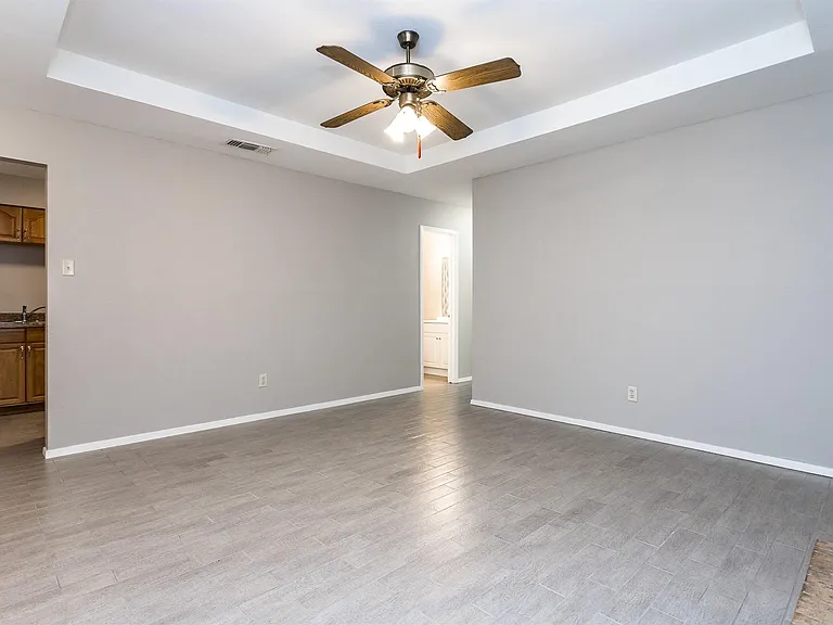 9 Foster Ct — Photo 4