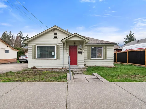 8825 Edward St, Chilliwack, BC V2P 4C8
