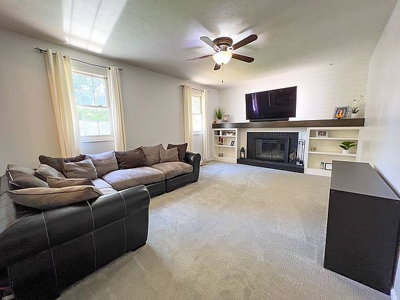 4th image of 12138 Waywood Dr