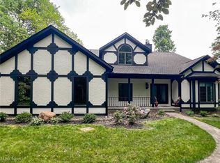 7464 Carsten Woods Ln, Medina, OH 44256