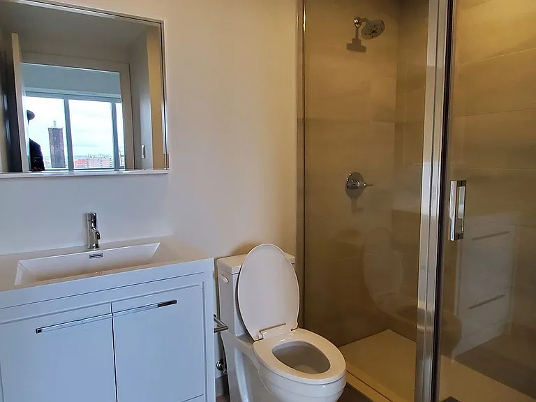 212 King William St #720 — Photo 14