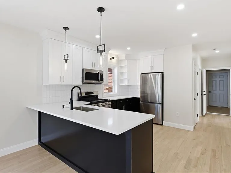 35 Mount Pleasant Ave #1 — Photo 6