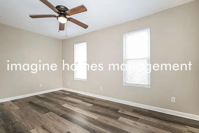 1335 Stowe Ave — Photo 6