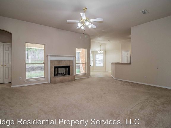 4th image of 6017 Western Creek Ln