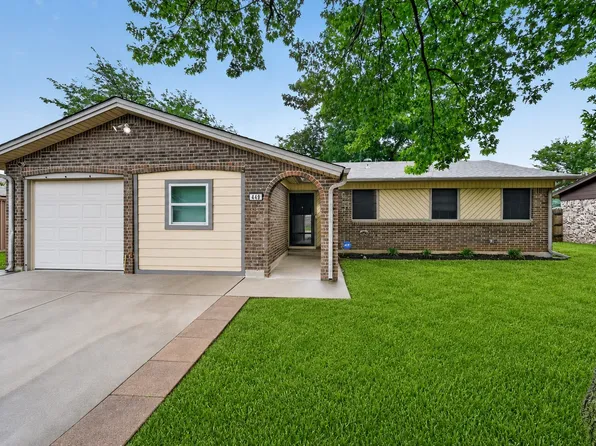 449 Irene St, Burleson, TX 76028