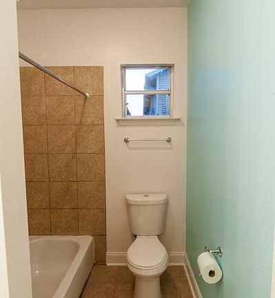 Bathroom (pic 1 of 2)