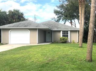 1270 4th Ln, Vero Beach, FL 32962