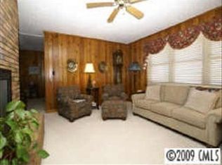 1329 Armstrong Rd, Belmont, NC 28012