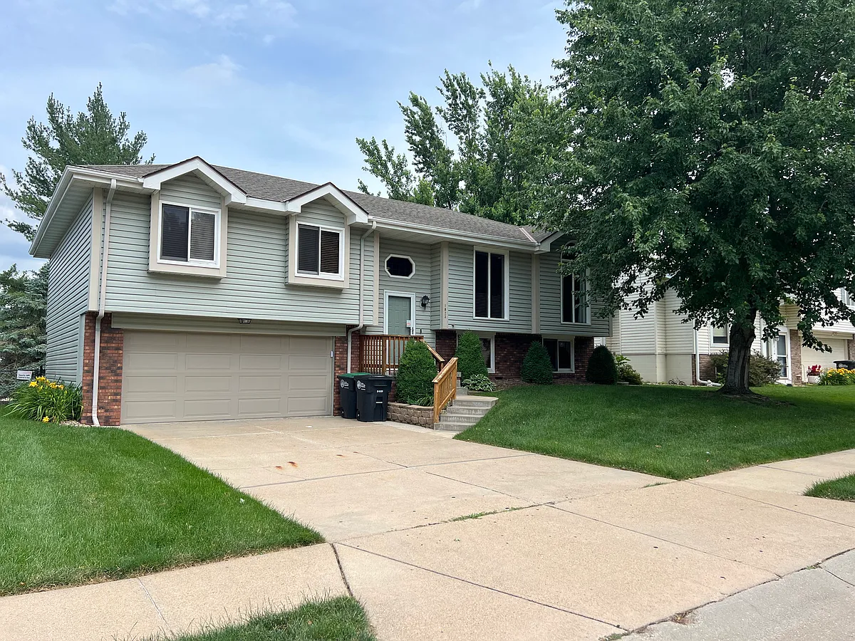 Exterior - 1823 N 146th St