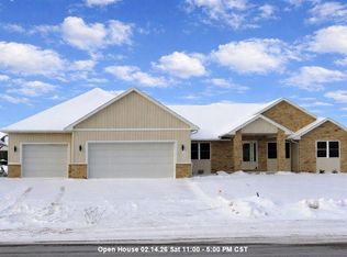 266 E Sweetwater Way, Appleton, WI 54913
