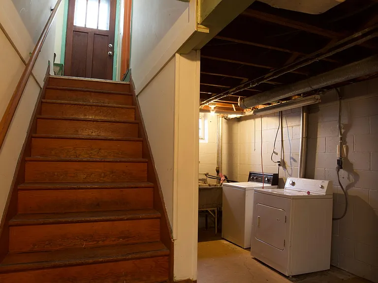434 Pierce St NE — Photo 3