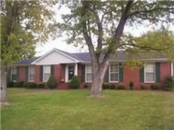 103 Bartonwood Dr, Lebanon, TN 37087